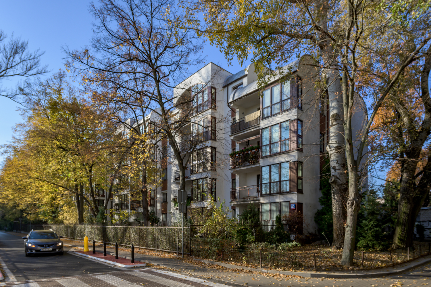 Zdjęcie architektury budynku Budynek mieszkalny